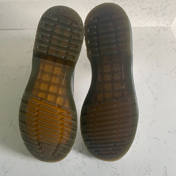 NWT Doc Martens 1460 Women's Softy T Leather Lace-up Combat Boots White Size 11 - Picture 8 of 14